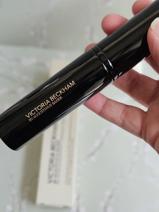 Victoria Beckham By Augustinus Bader The Cell Rejuvenating Illuminator Golden - Picture 3 of 8